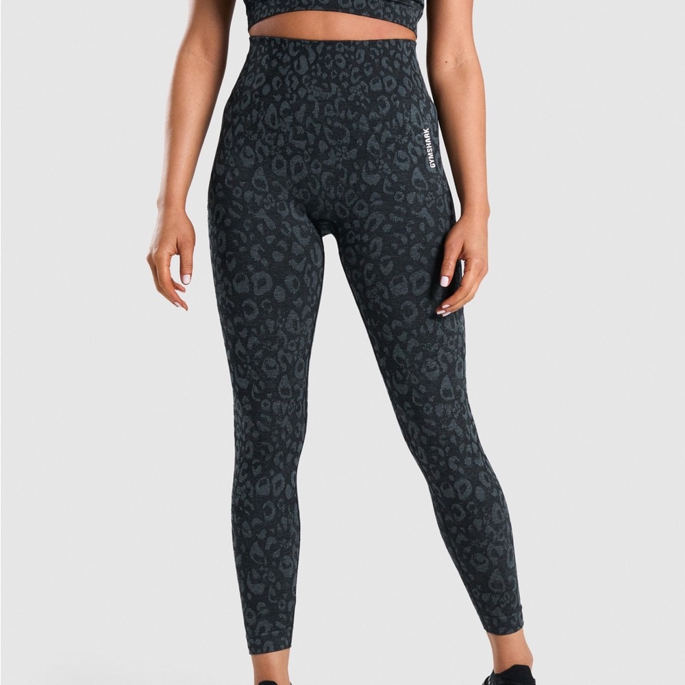 Gymshark Women’s Adapt Animal Seamless Black Cheetah Leopard Print